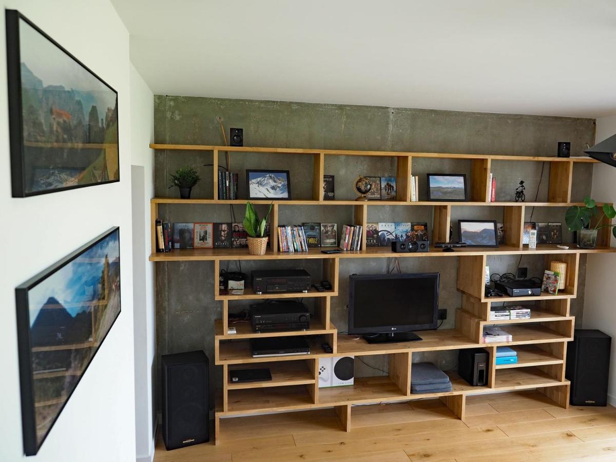 Debina Z Widokiem Apartment